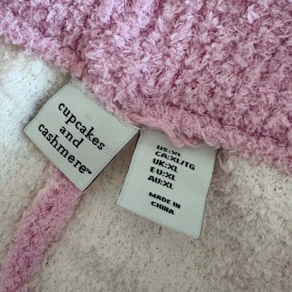 Cupcakes and Cashmere Ghost Lounge Pants - Picture 2 of 5